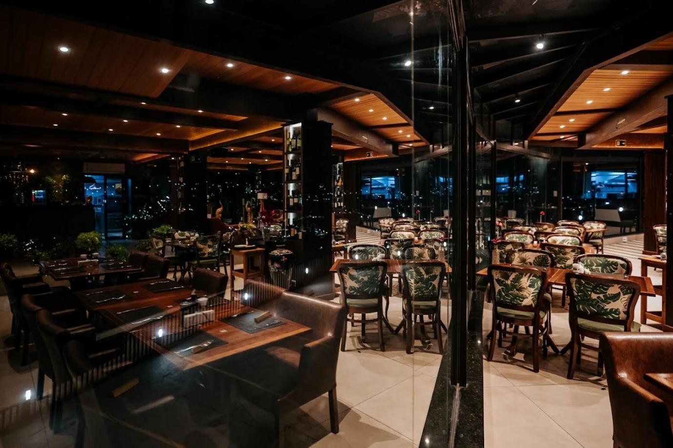 Chris Park Hotel 4*