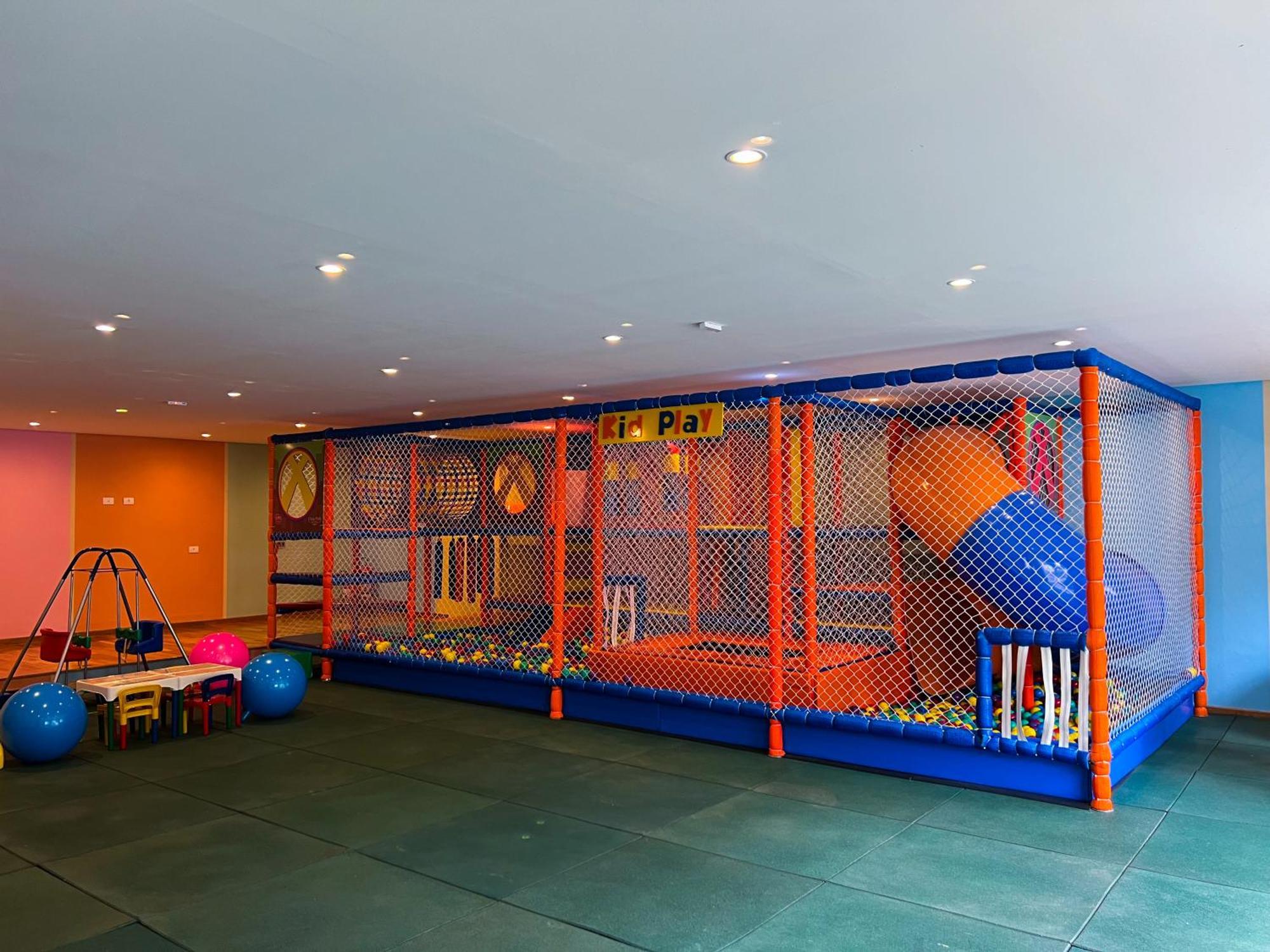 Chris Park Hotel